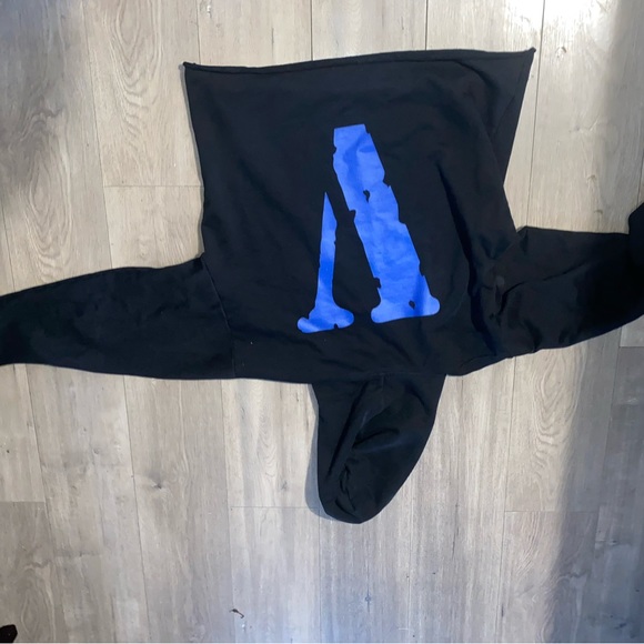 Vlone hoodie for sale - Picture 1 of 2